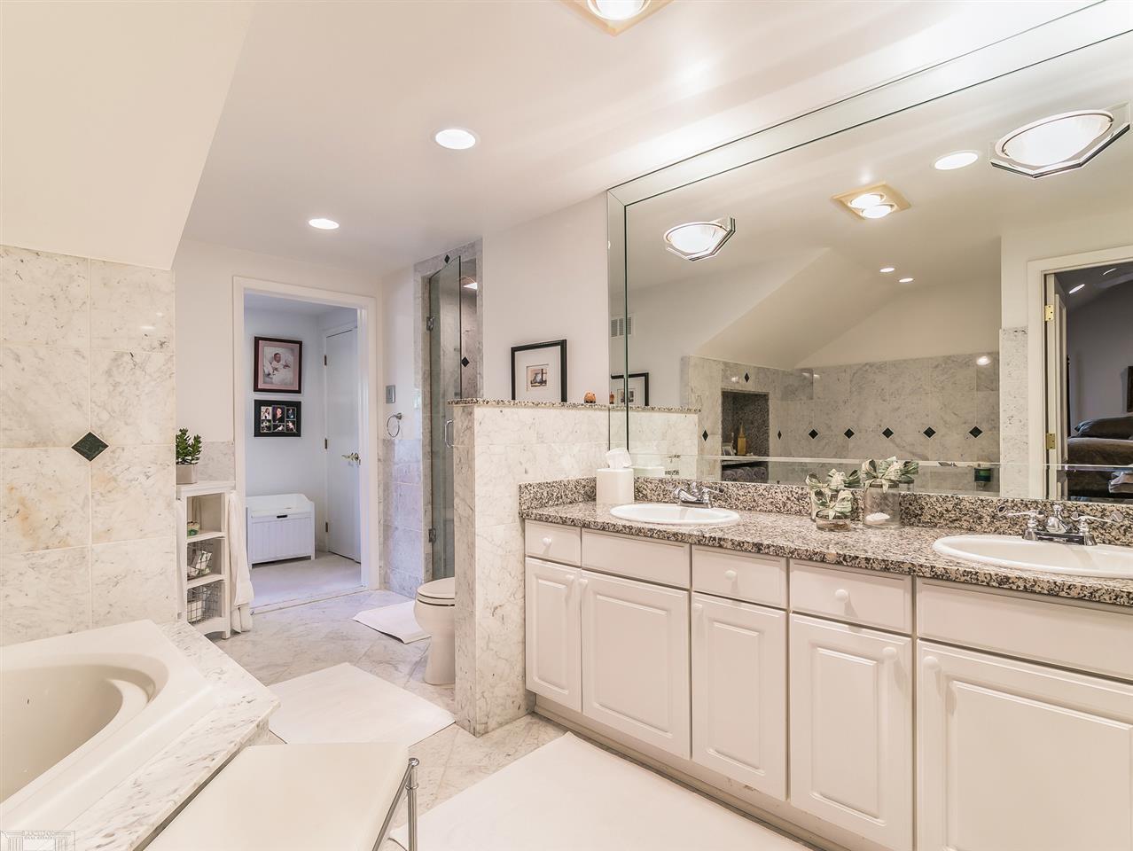 525 Shelden Road Grosse Pointe, MI 48236 - Photo 28 of 51 31324235-27.JPG