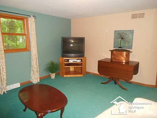 4300 West Erie Road Temperance, MI 48182 - Photo 23 of 25 20441114-22.JPG