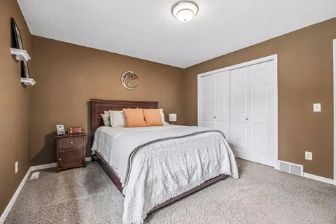 $424,999 | 506 Laredo Lane, Chanhassen, MN 55317