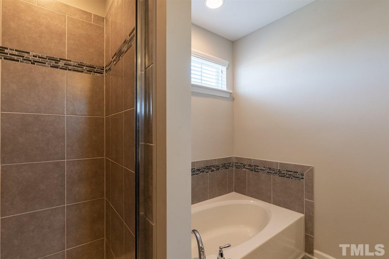 415 Provincial Street Raleigh, NC 27603 - Photo 17 of 25