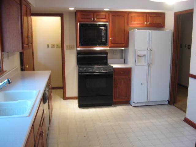 4209 Melbourne Road Indianapolis, IN 46228 - Photo 4 of 12 Gallery Image 4