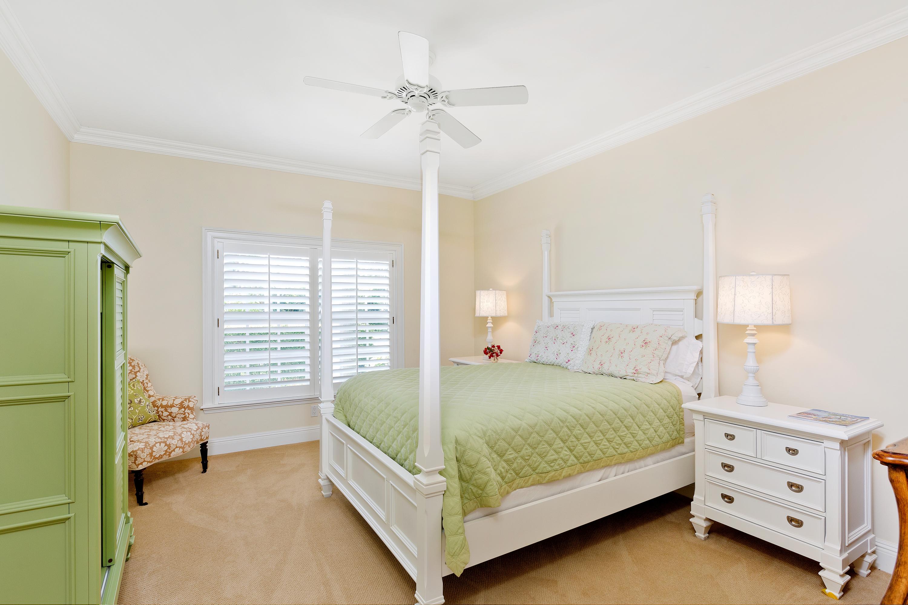 101 Lakeview Drive Gulf Stream, FL 33483 - Photo 21 of 28 39_Bedroom2_1