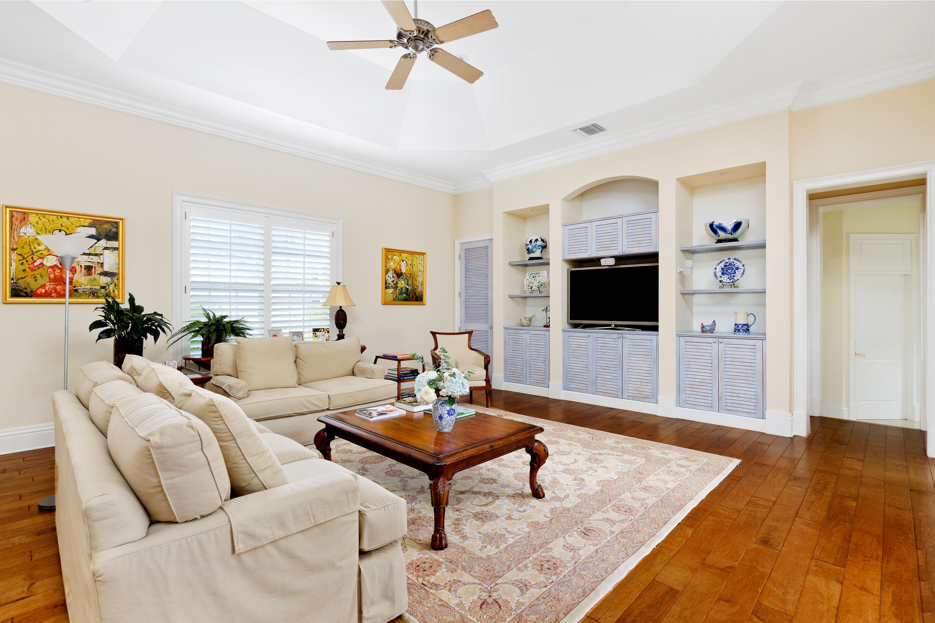 101 Lakeview Drive Gulf Stream, FL 33483 - Photo 10 of 28 29_Familyroom_1