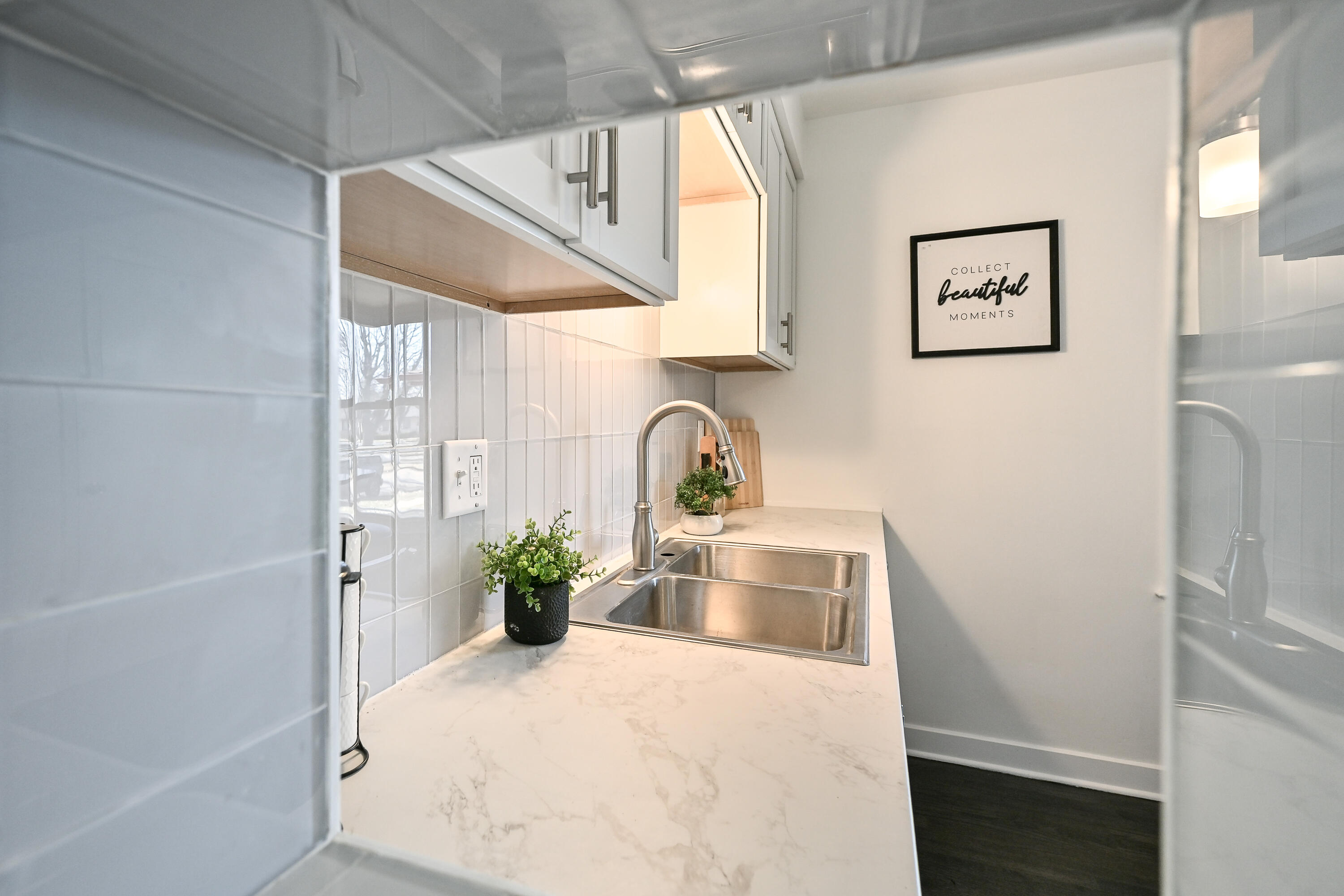 7218 West Carmen Avenue Milwaukee, WI 53218 - Photo 11 of 30 DZ7218-14