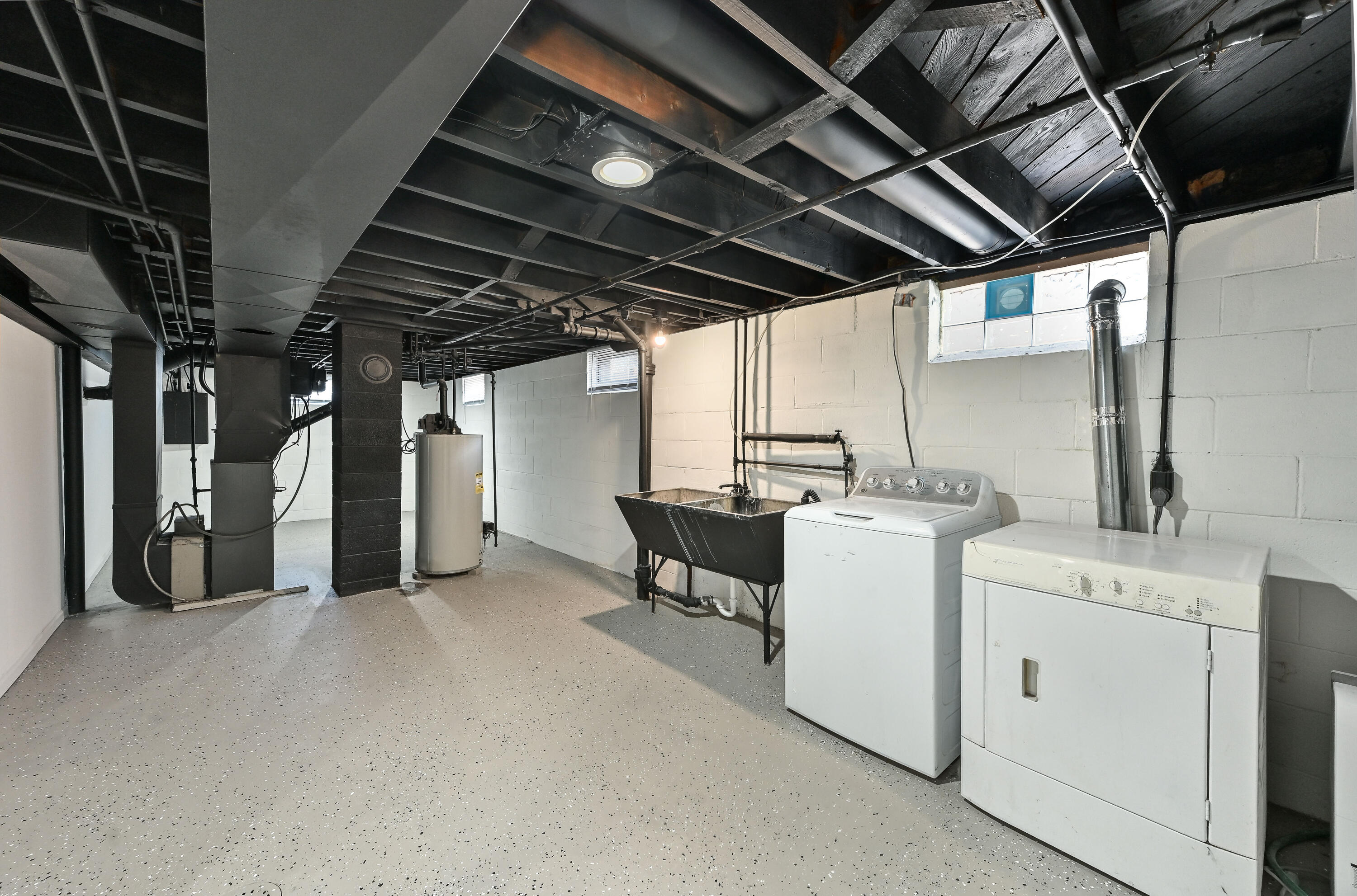 7218 West Carmen Avenue Milwaukee, WI 53218 - Photo 21 of 30 DZ7218-23