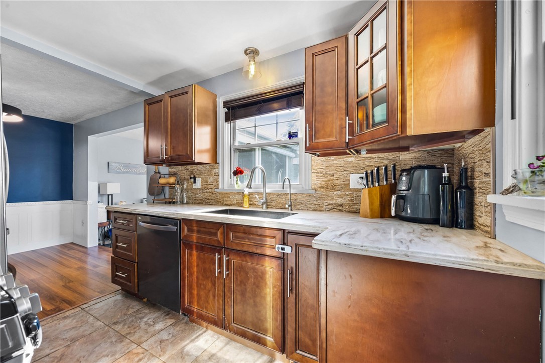146 Willowbrook Road Greece, NY 14616 - Photo 14 of 48