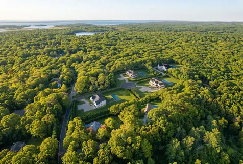 $4,395,000 | 314.4 North Magee Street North, Southampton, NY 11968