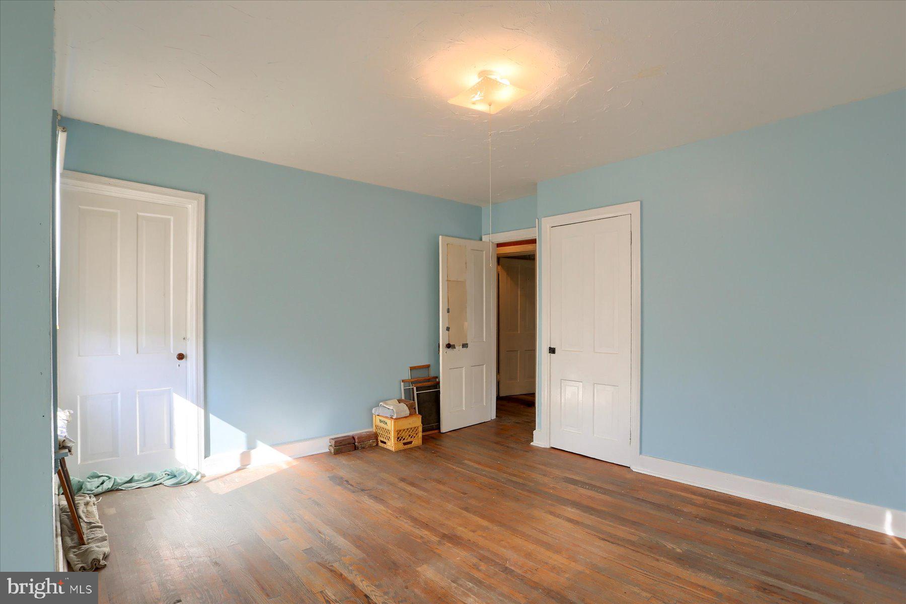 283 North Locust Point Road Mechanicsburg, PA 17050 - Photo 29 of 33 a view of a room with wooden floor and window