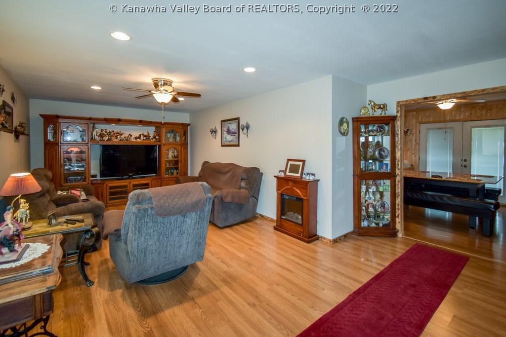1125 Jones Ridge Road Gandeeville, WV 25243 - Photo 21 of 30 Gallery Image 21