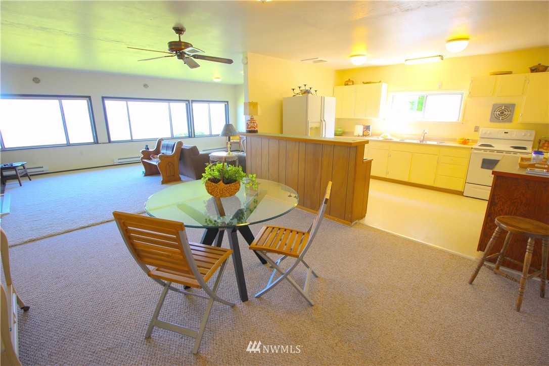 22654 Jefferson Point Road Northeast Kingston, WA 98346 - Photo 12 of 20 Gallery Image 12