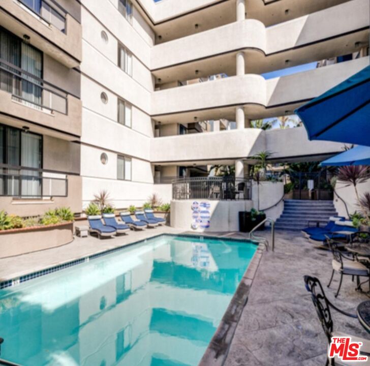 740 South Burnside Ave Unit 421  