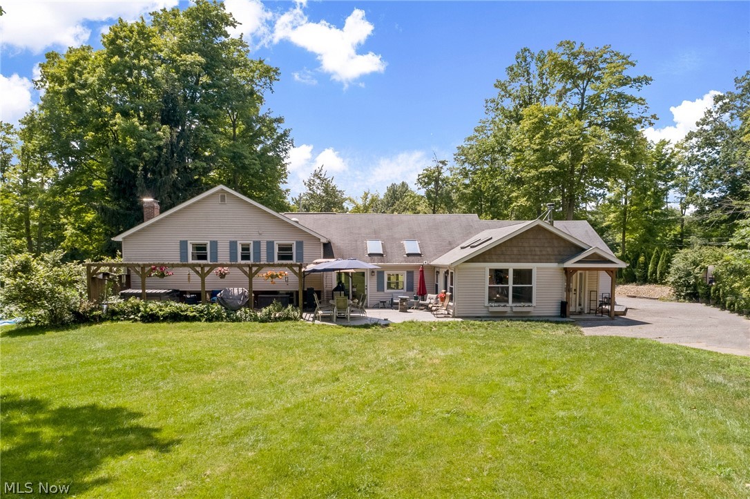 8382 Chagrin Road Chagrin Falls, OH 44023 - Photo 26 of 31 Gallery Image 26