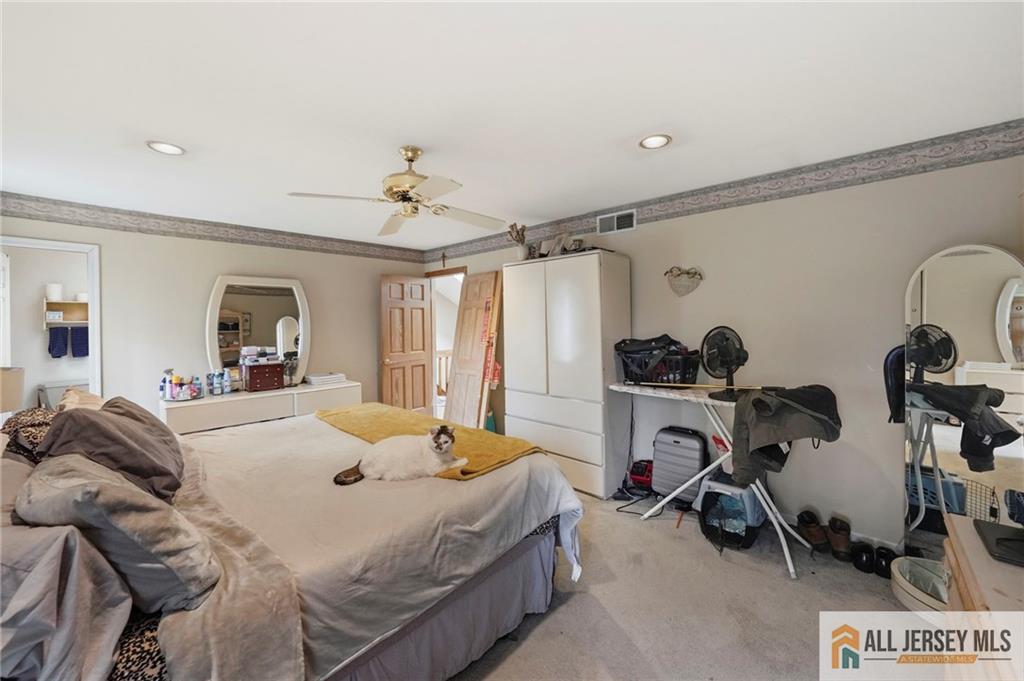 121 West Hill Road Colonia, NJ 07067 - Photo 20 of 41