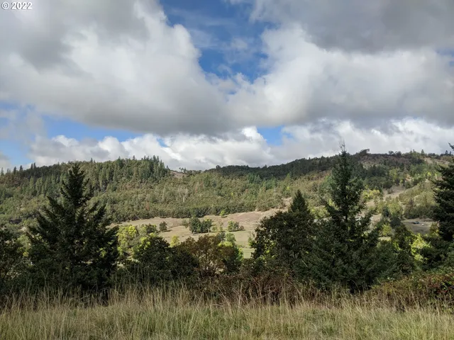 $159,000 | 1105 Sunshine Road, Roseburg, OR 97470