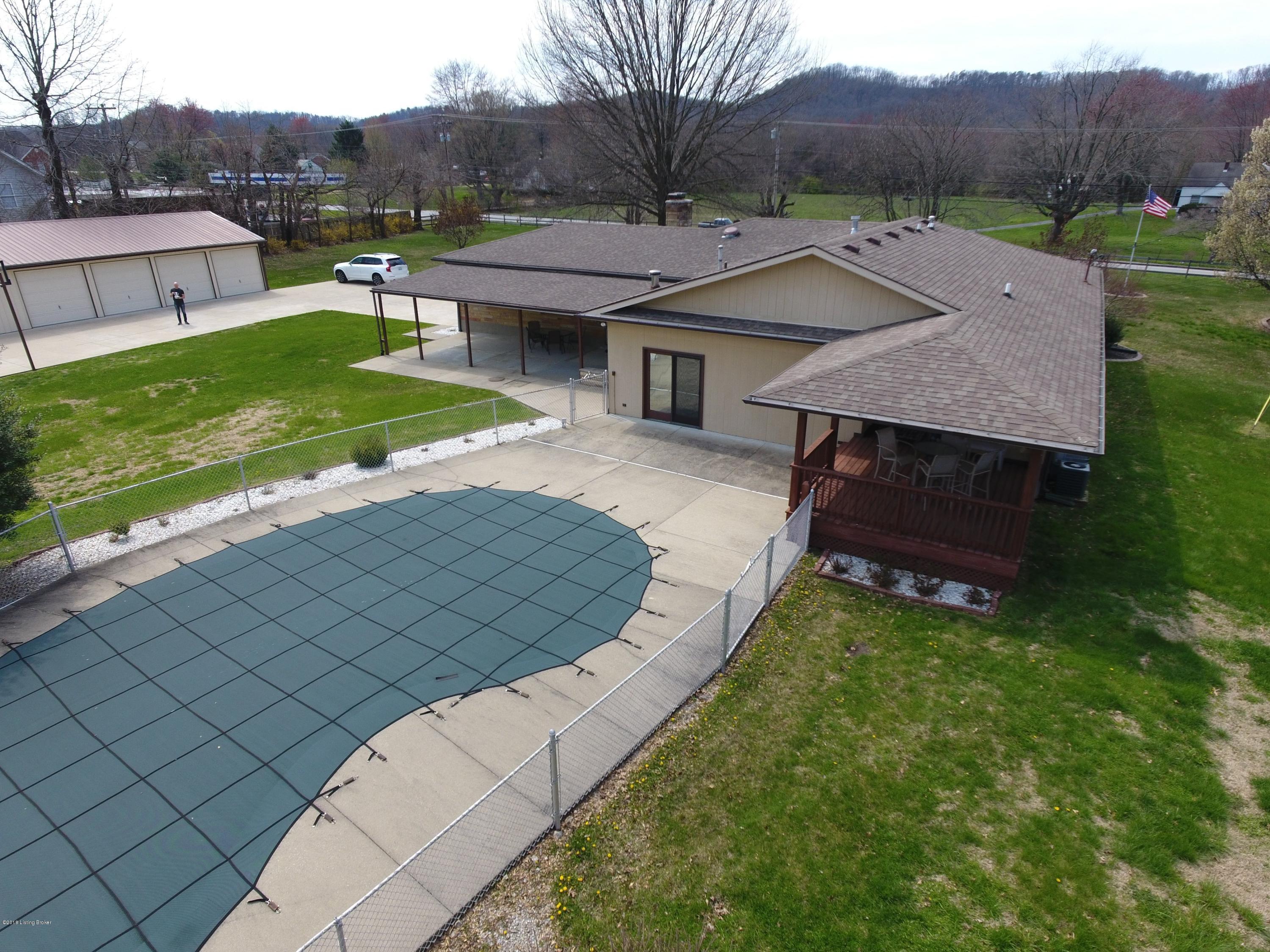 10227 Blue Lick Road Louisville, KY 40229 - Photo 17 of 43 Dji_0022