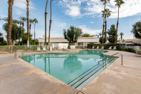 $397,500 | 472 Evergreen Ash, Palm Desert, CA 92211