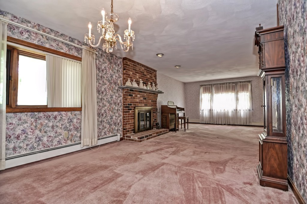 49 Revere Road Woburn, MA 01801 - Photo 4 of 15 Gallery Image 4