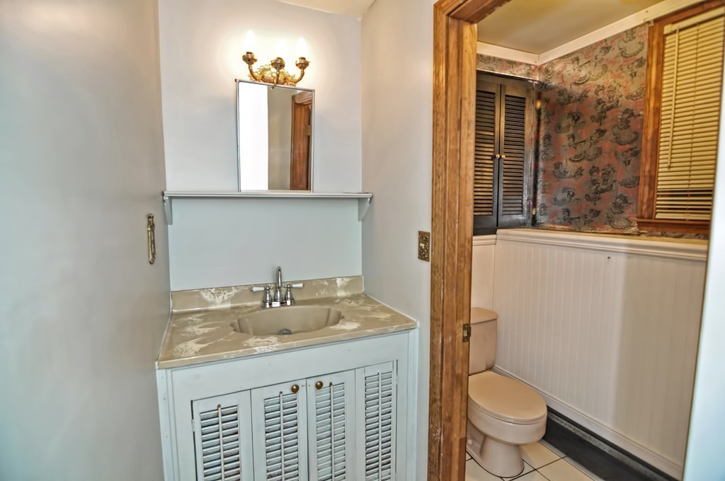 49 Revere Road Woburn, MA 01801 - Photo 10 of 15 Gallery Image 10