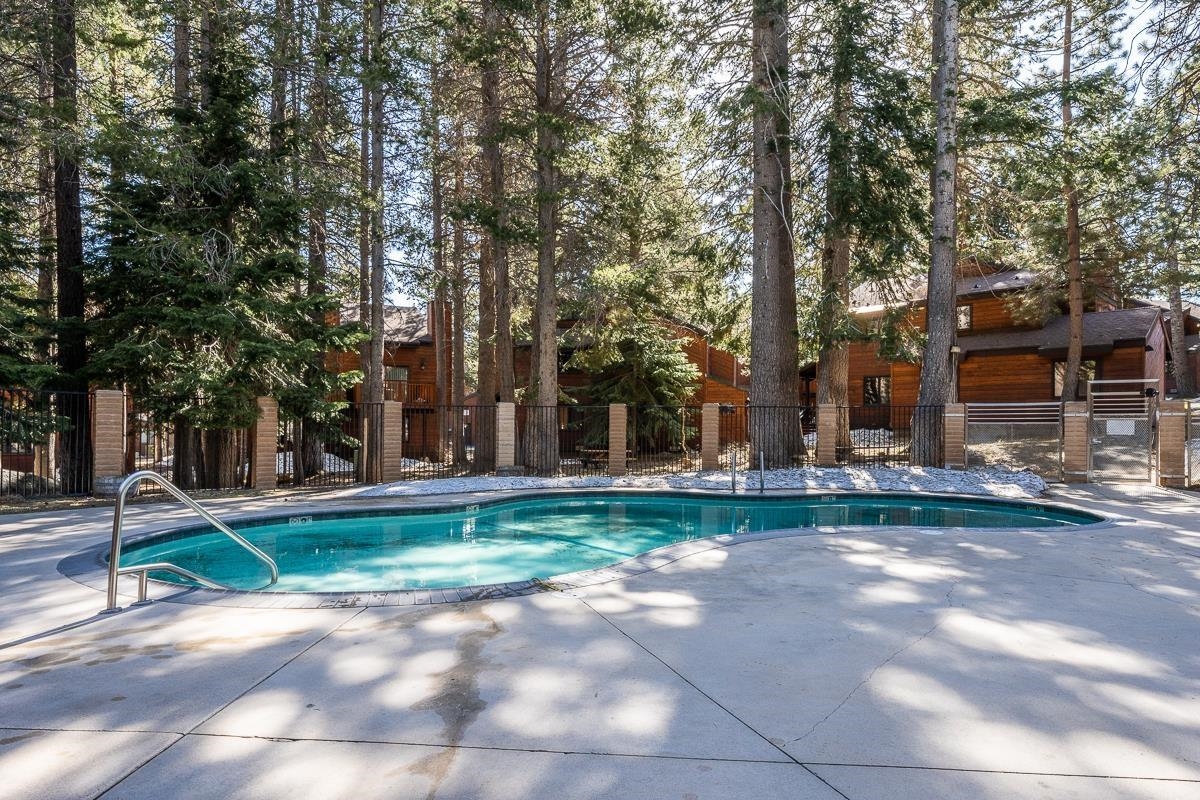 3005 Meridian Boulevard, Unit 47 Mammoth Lakes, CA 93546 - Photo 31 of 40 a view of a park with tree s