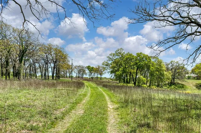 $254,000 | 247 Private Road, Covington, TX 76636