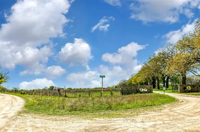 $254,000 | 247 Private Road, Covington, TX 76636