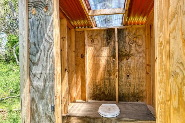 $254,000 | 247 Private Road, Covington, TX 76636