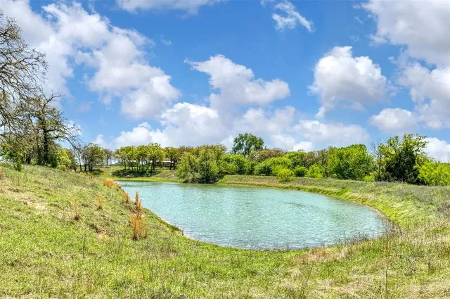 $254,000 | 247 Private Road, Covington, TX 76636