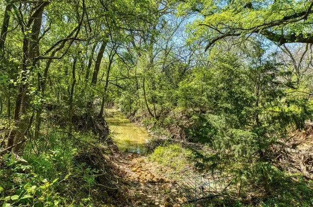 $254,000 | 247 Private Road, Covington, TX 76636