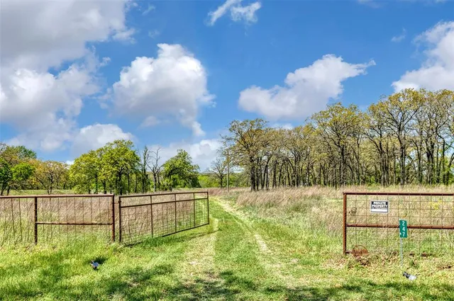 $254,000 | 247 Private Road, Covington, TX 76636