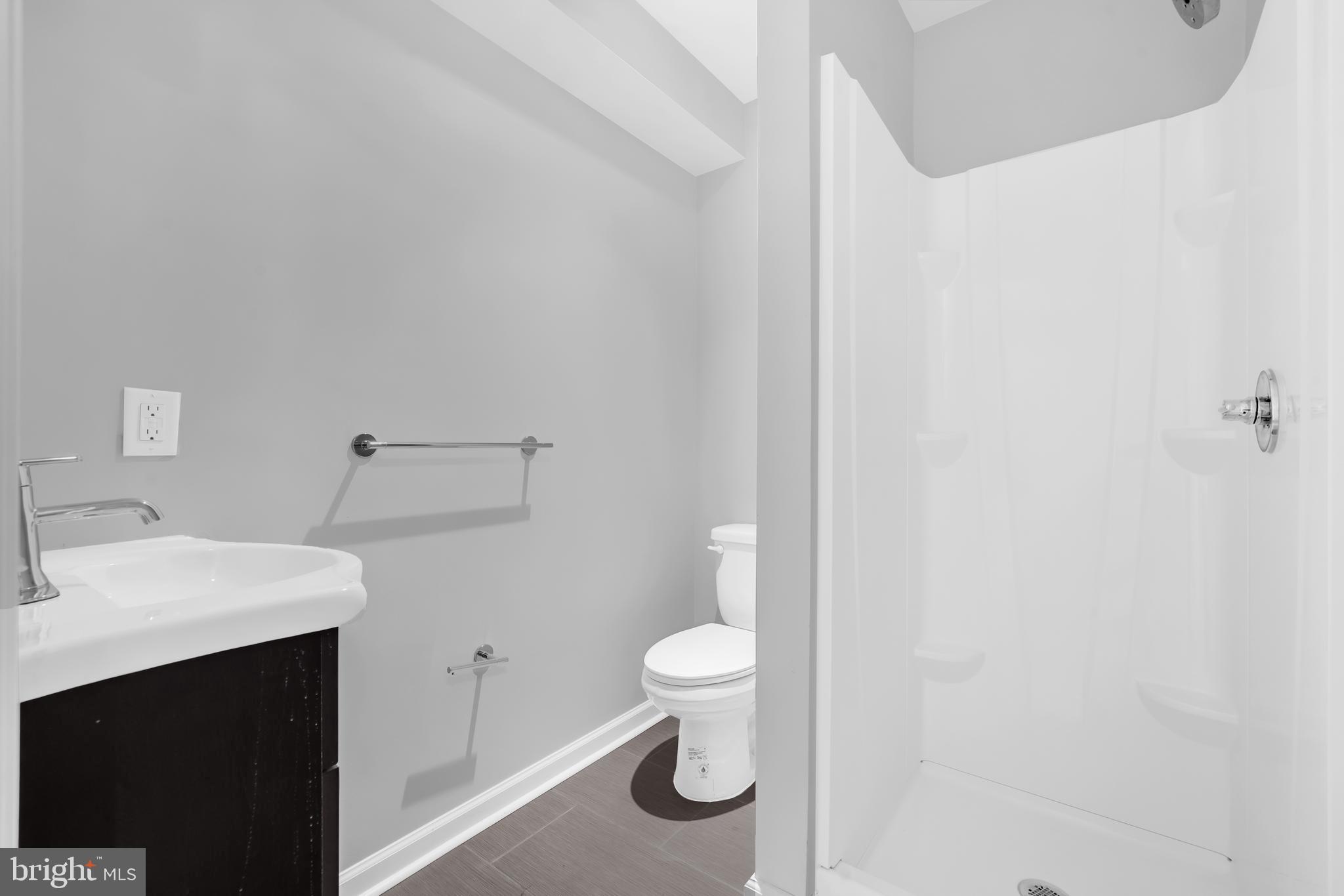 437 Woodcrest Drive Southeast Washington, DC 20032 - Photo 34 of 38 Basement Bathroom