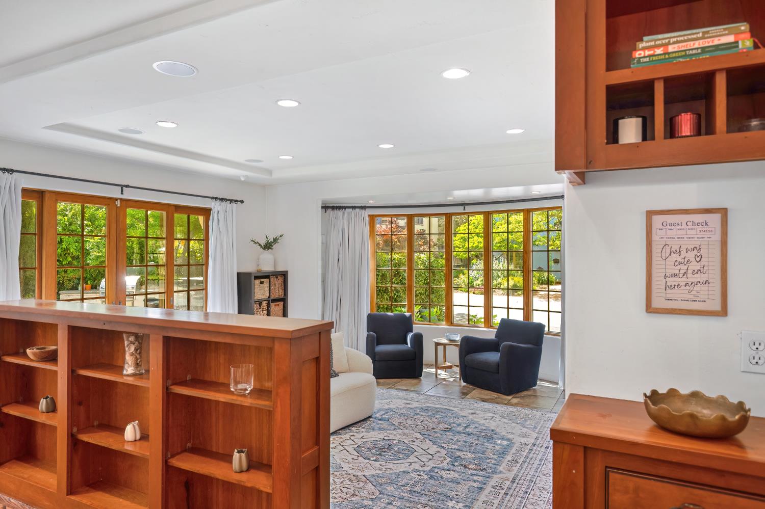 3501 Cutter Way Sacramento, CA 95818 - Photo 21 of 89 a living room with furniture and large windows