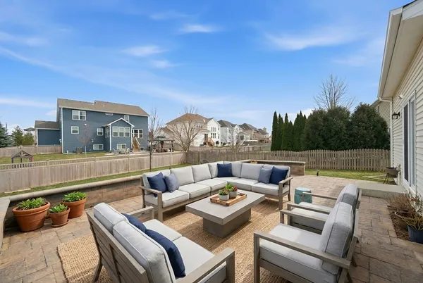 $749,990 | 13005 Timber Wood Circle, Plainfield, IL 60585