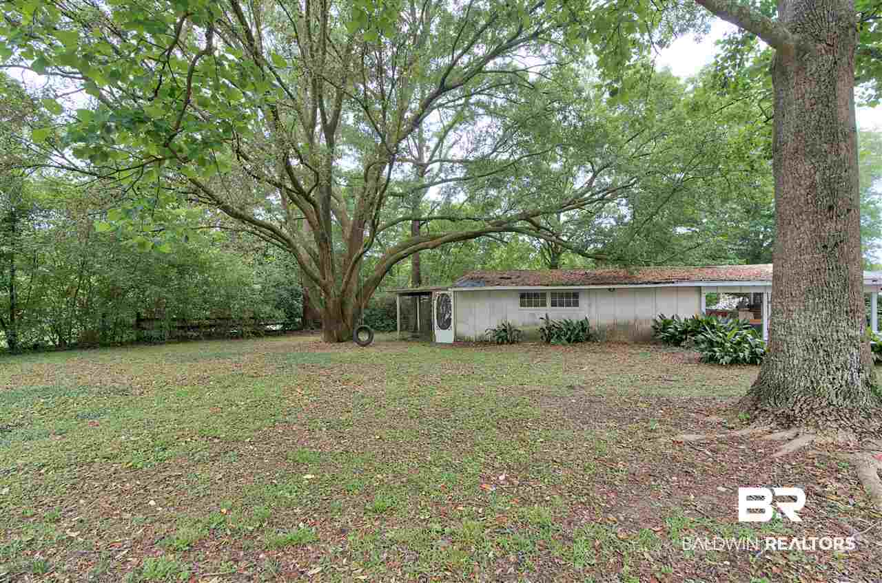 2715 Woodland Road Mobile, AL 36693 - Photo 27 of 28 Sprawling Trees