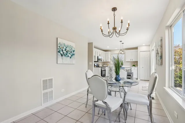 $478,900 | 2060 Lyndhurst Lane, Aurora, IL 60503