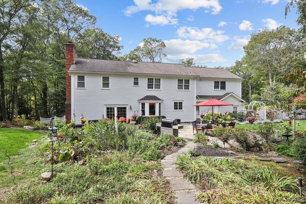33 Peters Lane Pound Ridge, NY 10576 - Photo 31 of 41