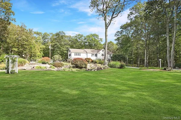 $1,995,000 | 33 Peters Lane, Pound Ridge, NY 10576