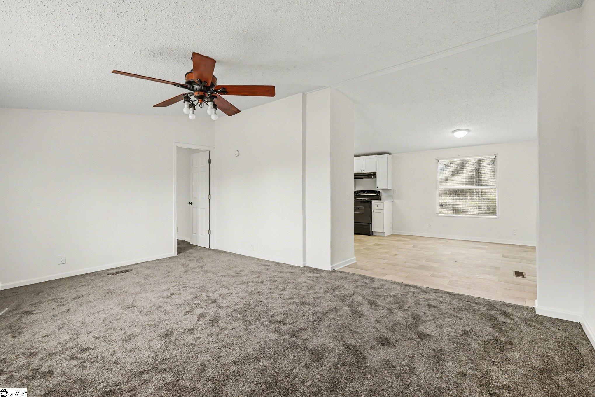 6 Current Drive Greenville, SC 29611 - Photo 3 of 21