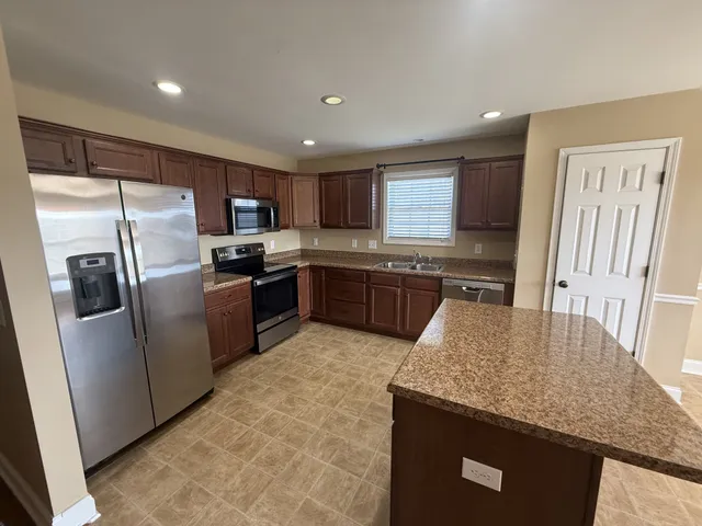 $1,950 | 85 Westfield Place, Woodbury, TN 37190