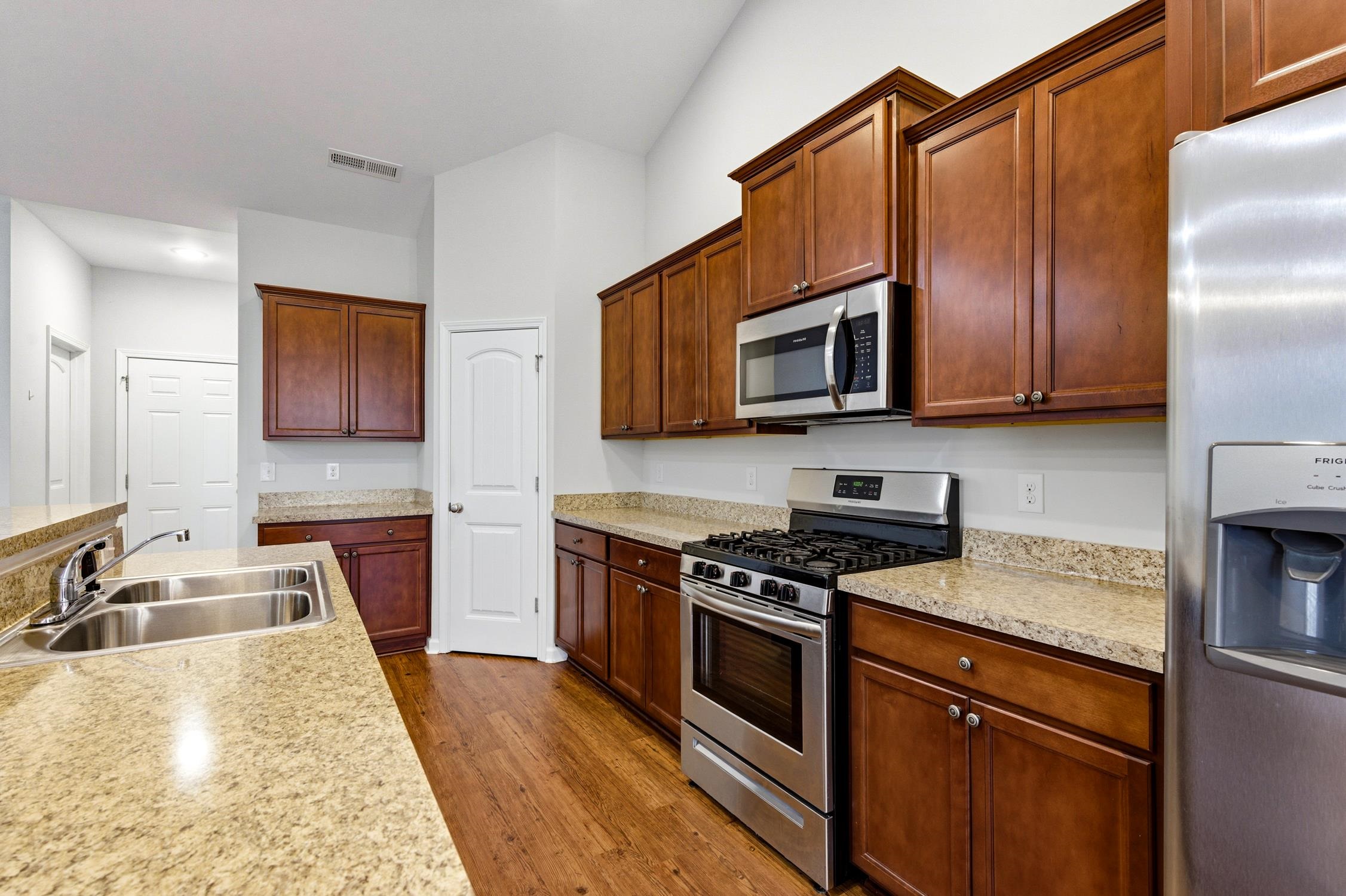 171 Palm Terrace Loop Conway, SC 29526 - Photo 9 of 29 Gallery Image 9