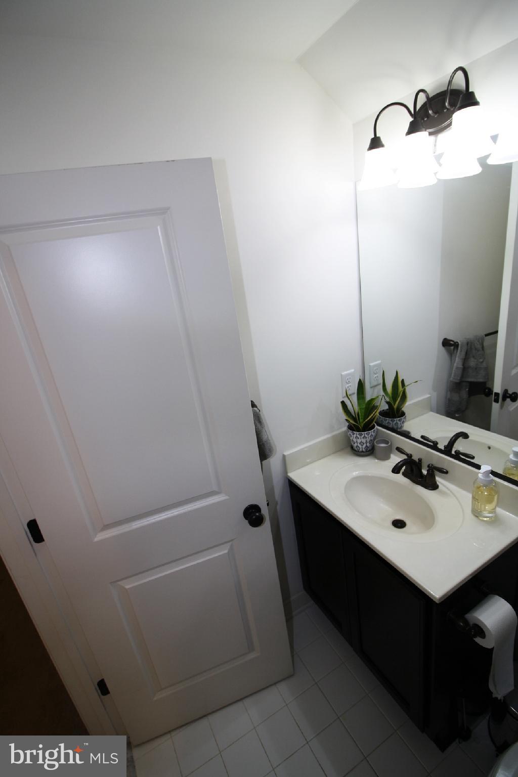 2024 Singer Road Joppa, MD 21085 - Photo 40 of 52 Full Bathroom