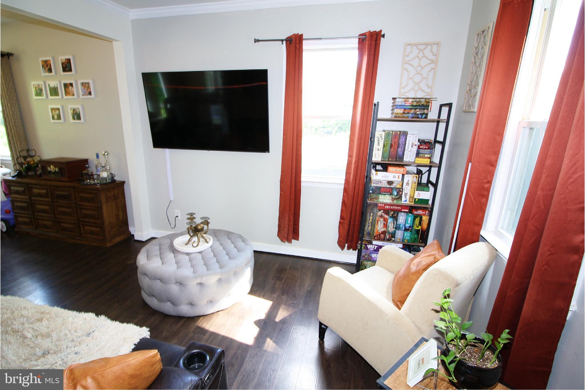 2024 Singer Road Joppa, MD 21085 - Photo 9 of 52 Current Living Room