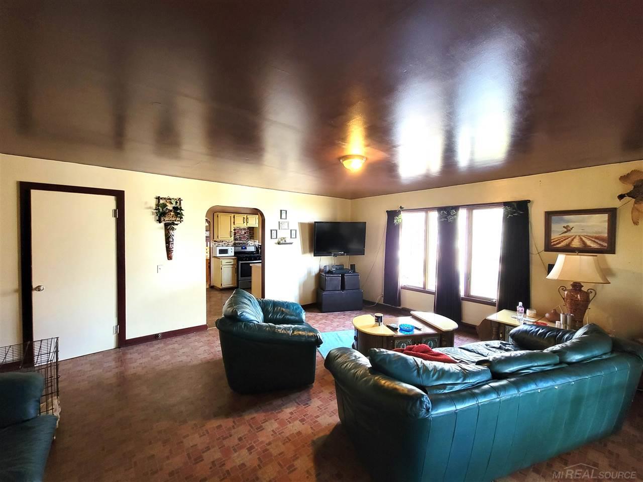 4941 Main Street Applegate, MI 48401 - Photo 2 of 16 50070524-1.JPG