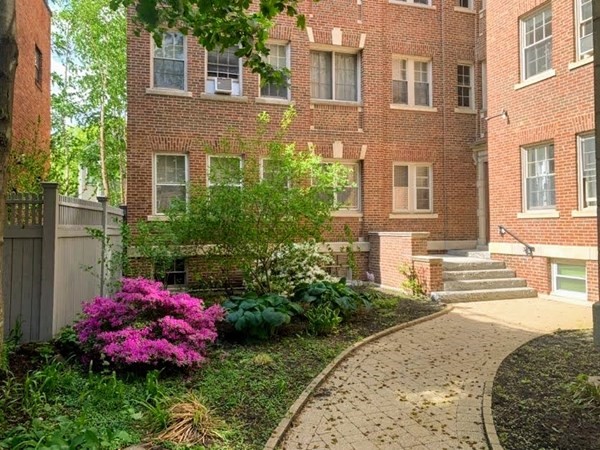 21 Chauncy Street, Unit 3 Cambridge, MA 02138 - Photo 11 of 12