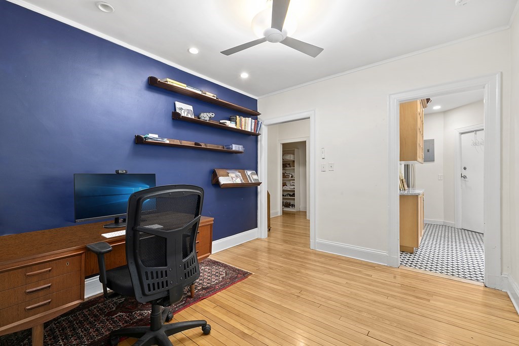 21 Chauncy Street, Unit 3 Cambridge, MA 02138 - Photo 2 of 12