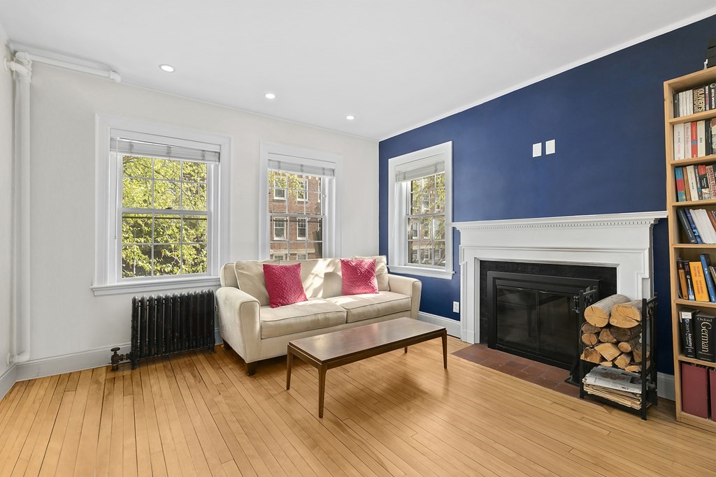 21 Chauncy Street, Unit 3 Cambridge, MA 02138 - Photo 4 of 12