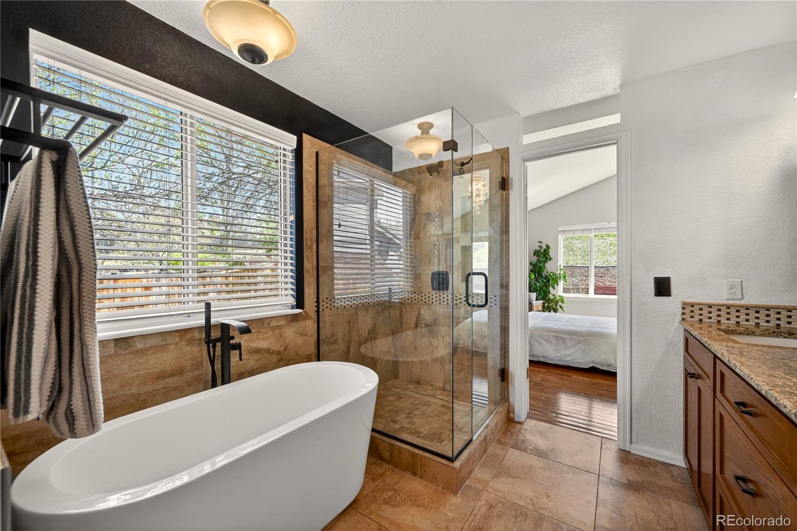 9608 Salem Court Highlands Ranch, CO 80130 - Photo 12 of 32