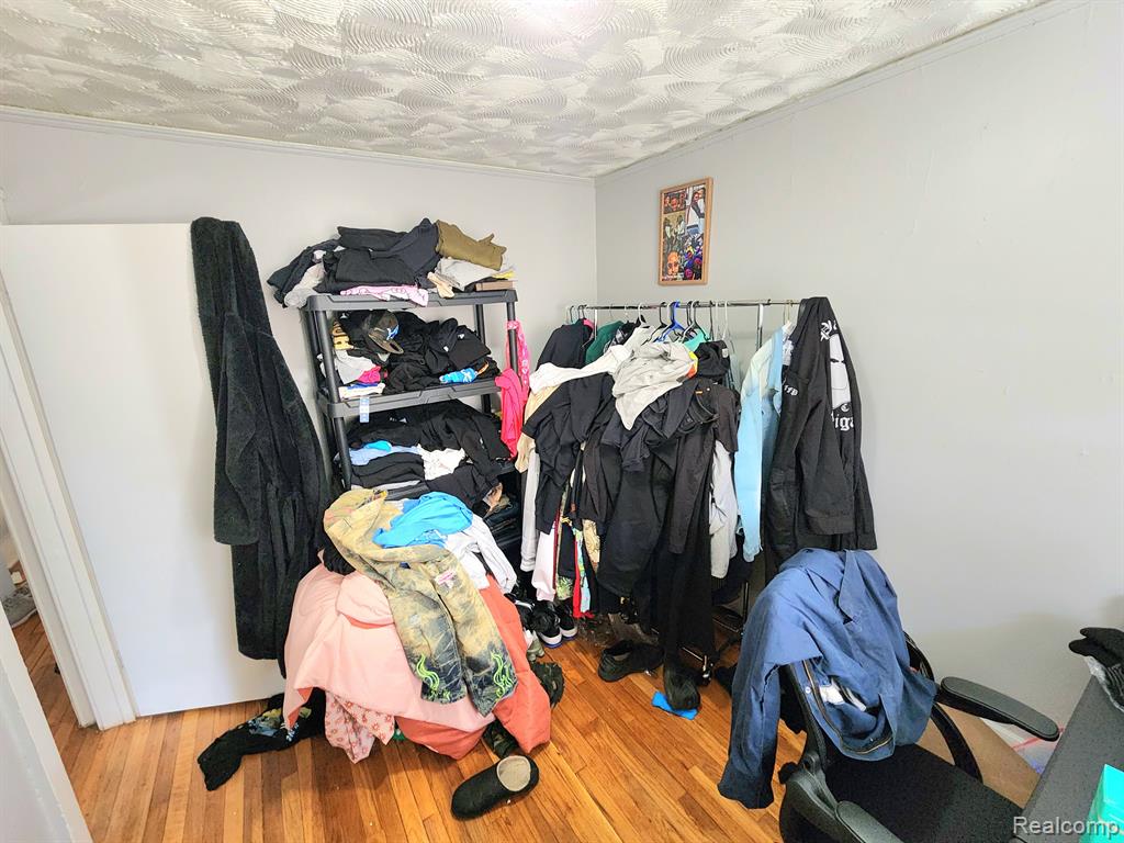 20117 Santa Rosa Drive Detroit, MI 48221 - Photo 21 of 28