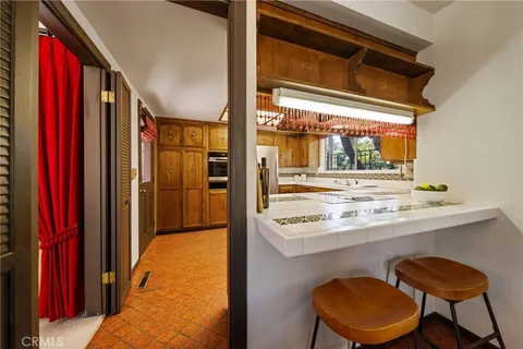 $1,299,000 | 880 Encanto Street, Corona, CA 92881
