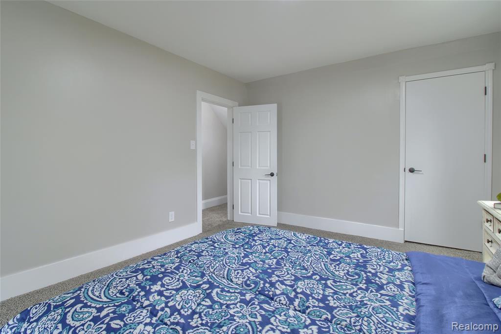 127 Bates Street Jackson, MI 49202 - Photo 16 of 33