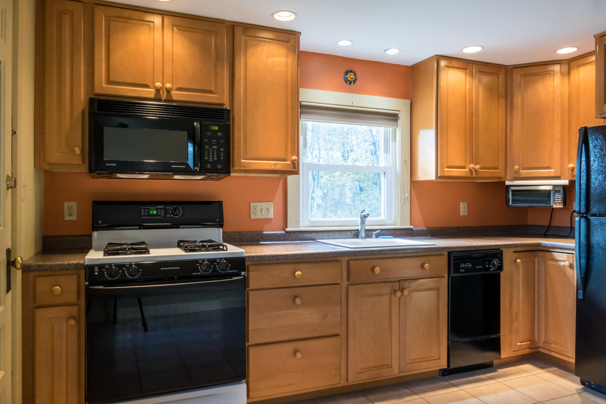 70 Torrey Street Portland, ME 04103 - Photo 4 of 41 12-Kitchen (2 of 5)